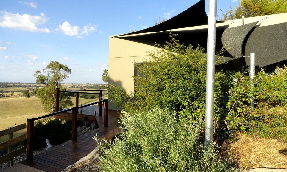 Sarsfield Cottage | Unique Eco-Friendly Getaway overlooking Gippsland Lakes in Victoria, Australia