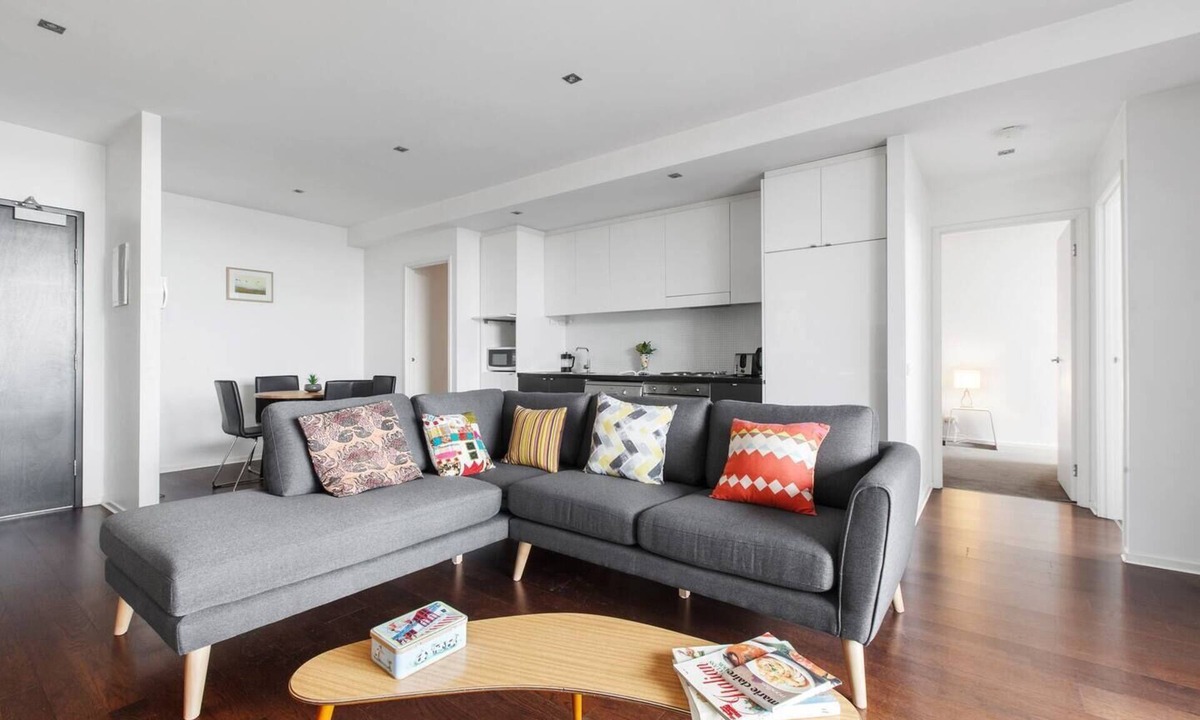 Richmond North Apartment | Urban Oasis in the Heart of Richmond Cultural Hub