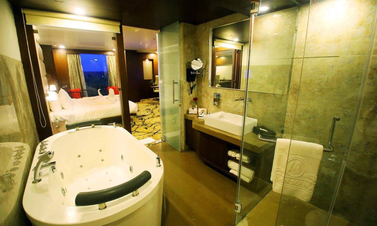 Jabalpur Hotel | Vijan Mahal