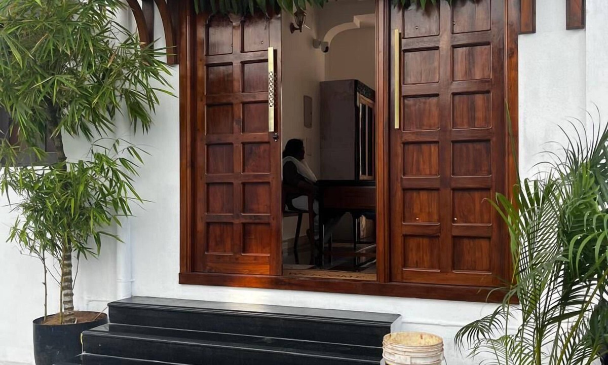 White Town Hotel | Villa Vedapuri