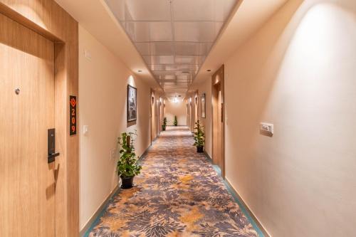 Whitefield Hotel | Vista Inn Marathahalli By Bestinn Leisure