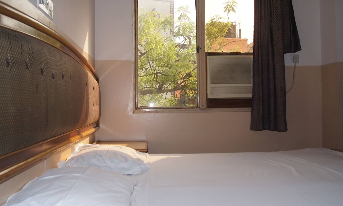 Jangpura Hotel | Westend Holiday Home