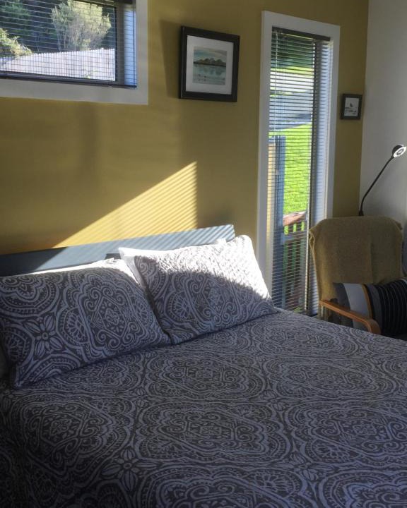 Bicheno Bed & Breakfast | Wheel House Studio