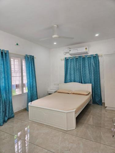 Kumbalam House | White House homestay kochi