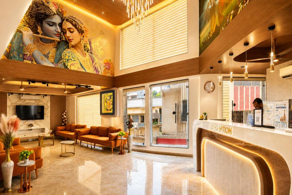 Dwarka Hotel | White Panda hotels Shree Radhe