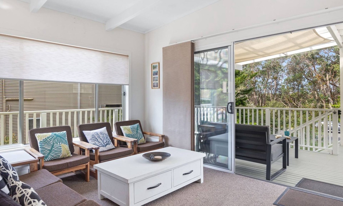 Narrawallee House | Wonky Pine Beach House