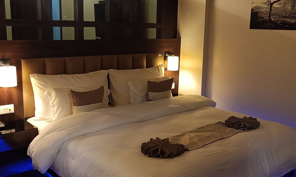 Shillong Hotel | XCELSIOR HOTEL AND SPA BY ROH