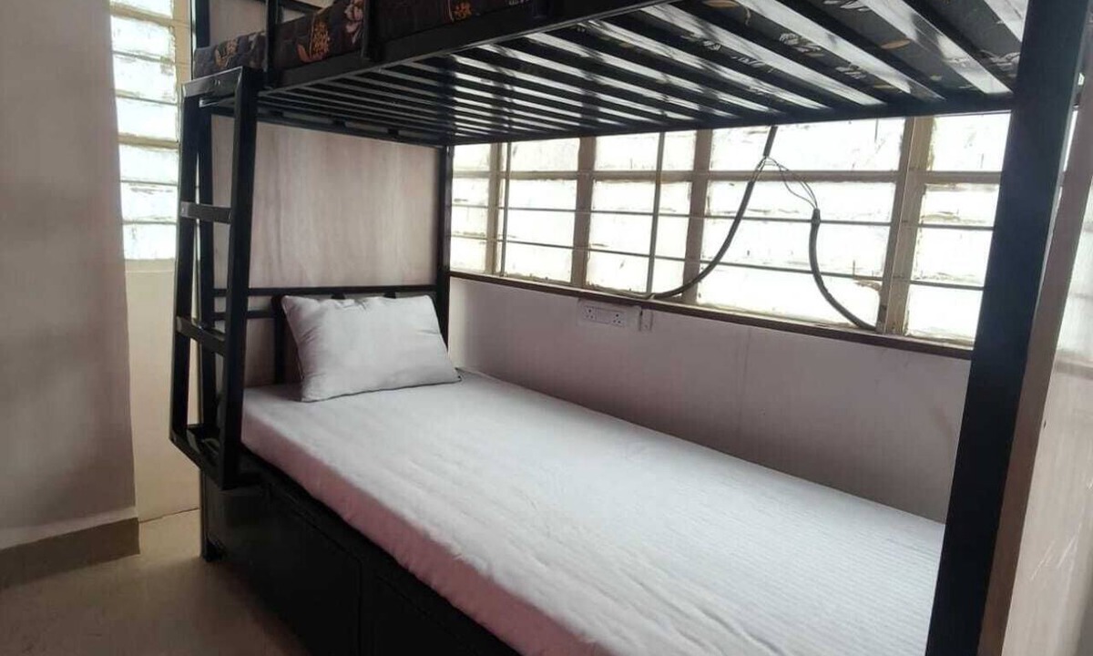 Kothrud Apartment | ZenNest Hostels