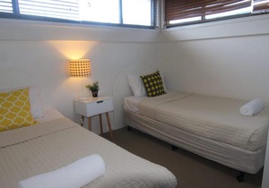 6 Pt Lookout Beach Resort in Point Lookout
