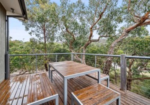 Absolute Serenity I Bush Views I 2 Living Rooms in FAIRHAVEN