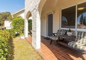 Blueys Beach Villa Manyana 07 in Blueys Beach