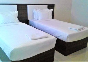 Elephant Suites Brookefield # 30
