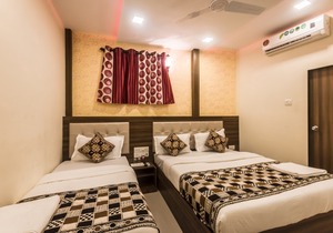 Hotel Golden Galaxy