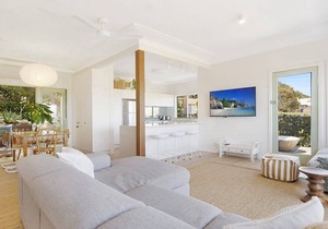 Killcare Beach View by HolidayCo. in Killcare