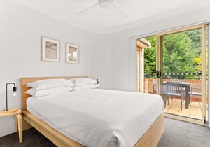 Pristine 2-Bed Near Marrickville Village in Sydney