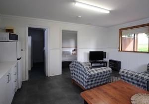 Riverscape Cottage No.4 - Riverscape Cottage No.4 is an easy walk to the Blackwood River in Augusta