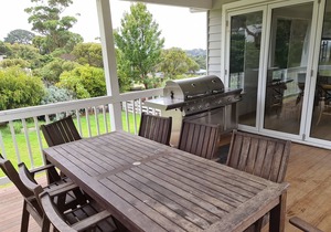 TULLYNEAR- Flinders Beach House in Flinders