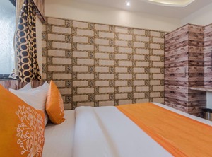 Oyo Hotel | Jogeshwari West