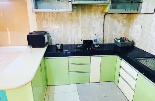 Jogeshwari West Apartment | 1200 m² Apartment ∙ 3 bedrooms ∙ 5 guests
