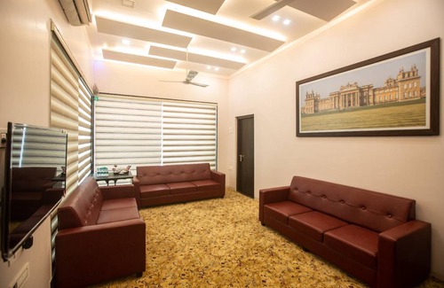 Vashi Hotel | 150 m² Hotel ∙ 2 guests