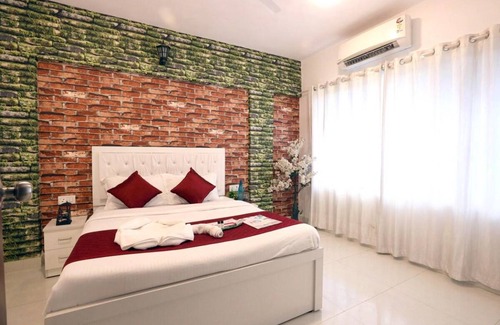Kandivali East Apartment | 350 m² Apartment ∙ 1 bedroom ∙ 3 guests