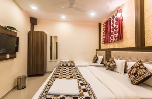 Santacruz Hotel | Hotel Golden Galaxy