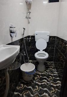 Ghatkopar West House | Hotel Icy Cool