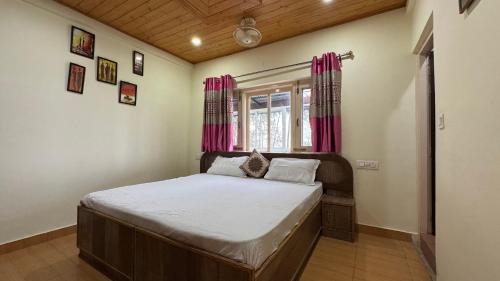 Kuthar House | 10 room cottage in kasauli best for long stays