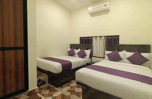 Kurla Hotel | 100 m² Hotel ∙ 3 guests