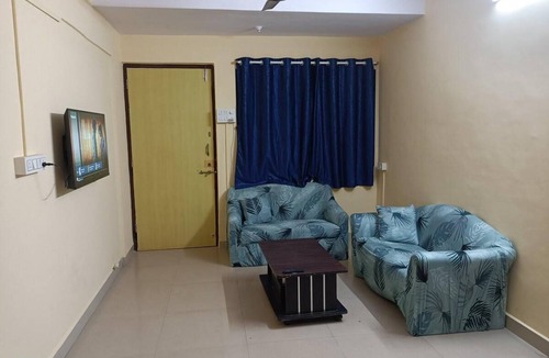 Thane West House | 1000 m² Bungalow ∙ 1 bedroom ∙ 1 guest