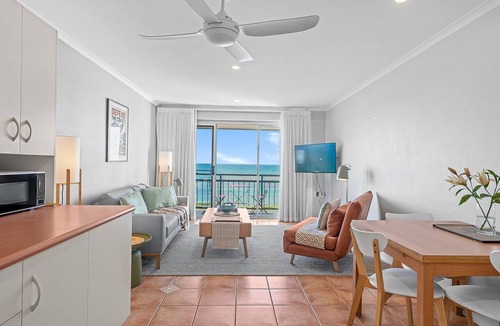 North Creek Apartment | 10T Beachfront Apartments
