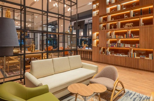 Thane West Hotel | 18 m² Hotel ∙ 3 guests