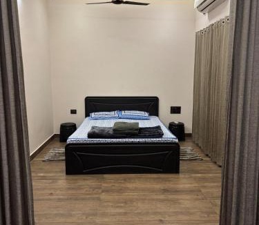 Manipala House | 1RK Furnished House in RKs Lakeside Stay HS 101
