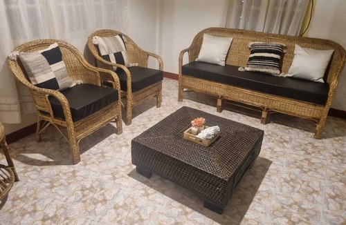 Shillong Apartment | 2 Bedroom Homestay w/view in Shillong near NLU