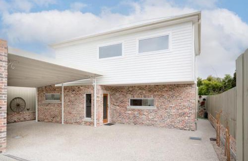 Launceston CBD House | 2 Houses, 1 Booking, Great Location
