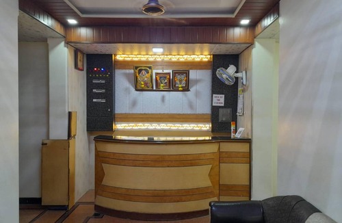 Bhiwandi Hotel | 200 m² Hotel ∙ 2 guests