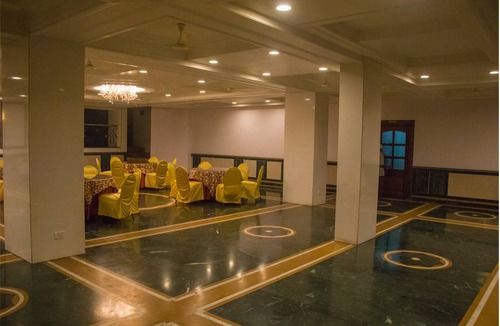 Navi Mumbai Hotel | 26 m² Hotel ∙ 3 guests