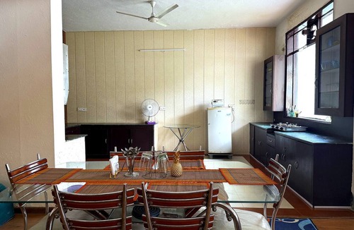 Nainital House | 3 + 1 BR Villa with lawn, fireplace, foosball & mountain view.