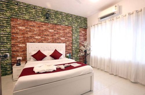 Kandivali East Apartment | 350 m² Apartment ∙ 1 bedroom ∙ 3 guests