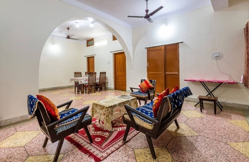Jabalpur House | 3BHK Air condition-Parking-Kitchen-Pet Friendly at Jaiswal Homestay