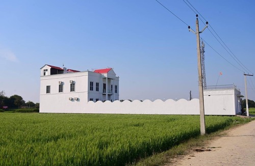 Varanasi House | 4-bedroom bungalow in marvelous Isarwarpur with cool AC