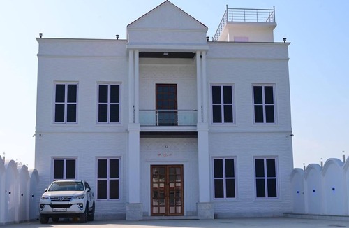 Varanasi House | 4-bedroom bungalow in marvelous Isarwarpur with cool AC