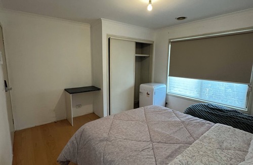 Bundoora House | 5 Ensuite Bedrooms for Ultimate Comfort with Every Convenience-Bundoora