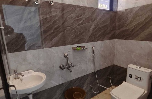 Chomu Hotel | A N HOTEL