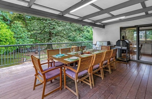 Jamieson House | A special place for families & travellers on the river bank in Jamieson town.