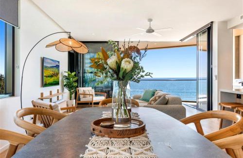 Coolum Beach House | Absolute Beachfront Luxury Apartment