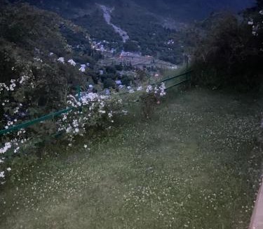 Gund Hotel | Ahmed Lodge