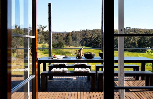 Shepherds Flat Villa | Amazing Villa with Swimming Pool and Lake Access in Hepburn, Victoria