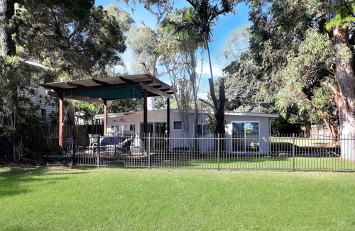 Amity Point House | Amity Waterfront on 1/2 Acre