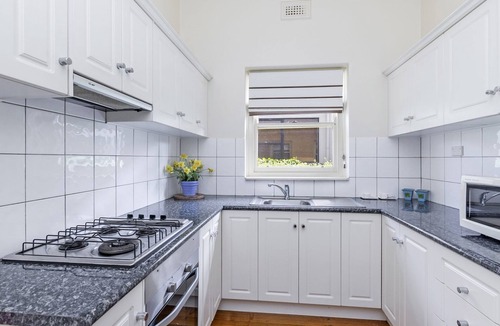 Warrnambool House | An inviting centrally located retreat